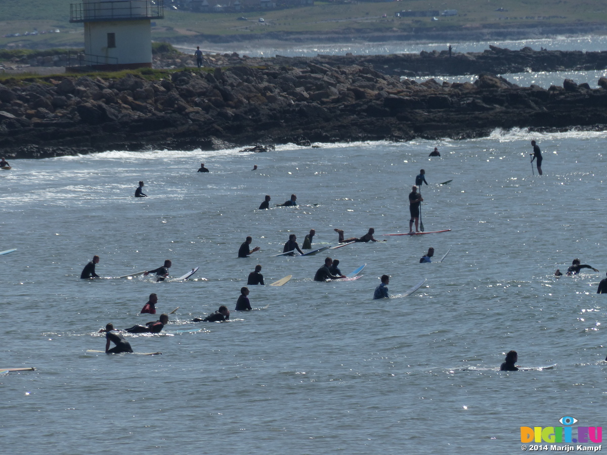 Picture FZ005754 Surfers Coney Beach, Porthcawl | 20140705 Coney beach ...